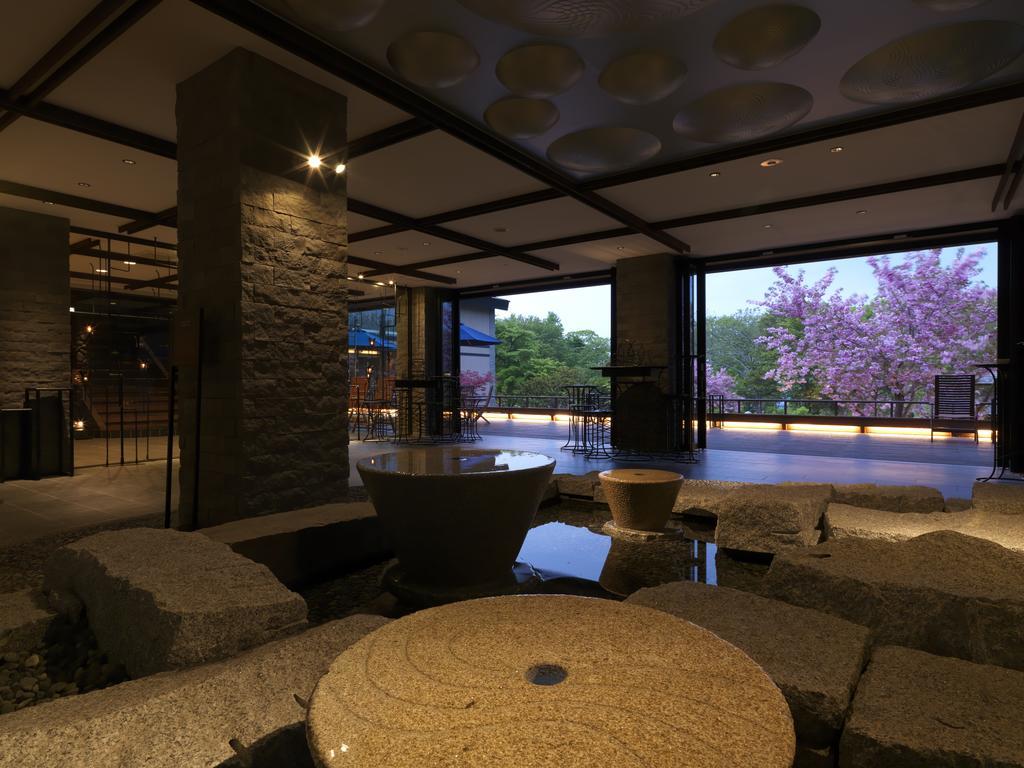 Lake Shikotsu Tsuruga Resort Spa Mizu No Uta Chitose  Extérieur photo